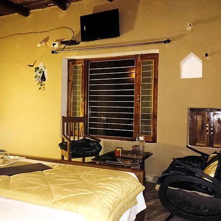 Sadhna Sadan Homestay Panna Madla Eksteriør bilde
