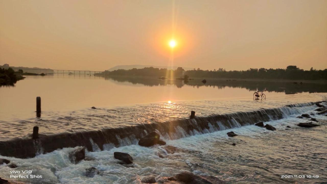 Sadhna Sadan Homestay Panna Madla Eksteriør bilde