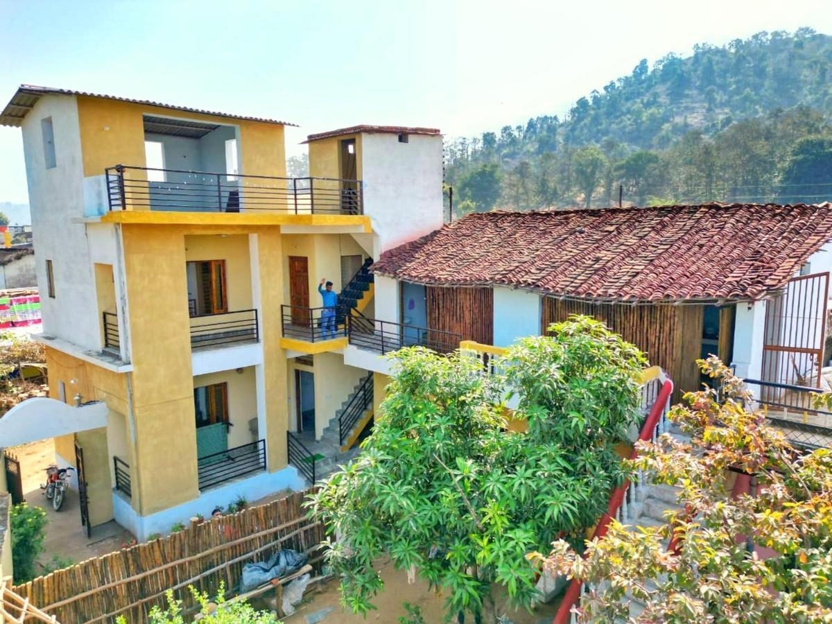 Sadhna Sadan Homestay Panna Madla Eksteriør bilde